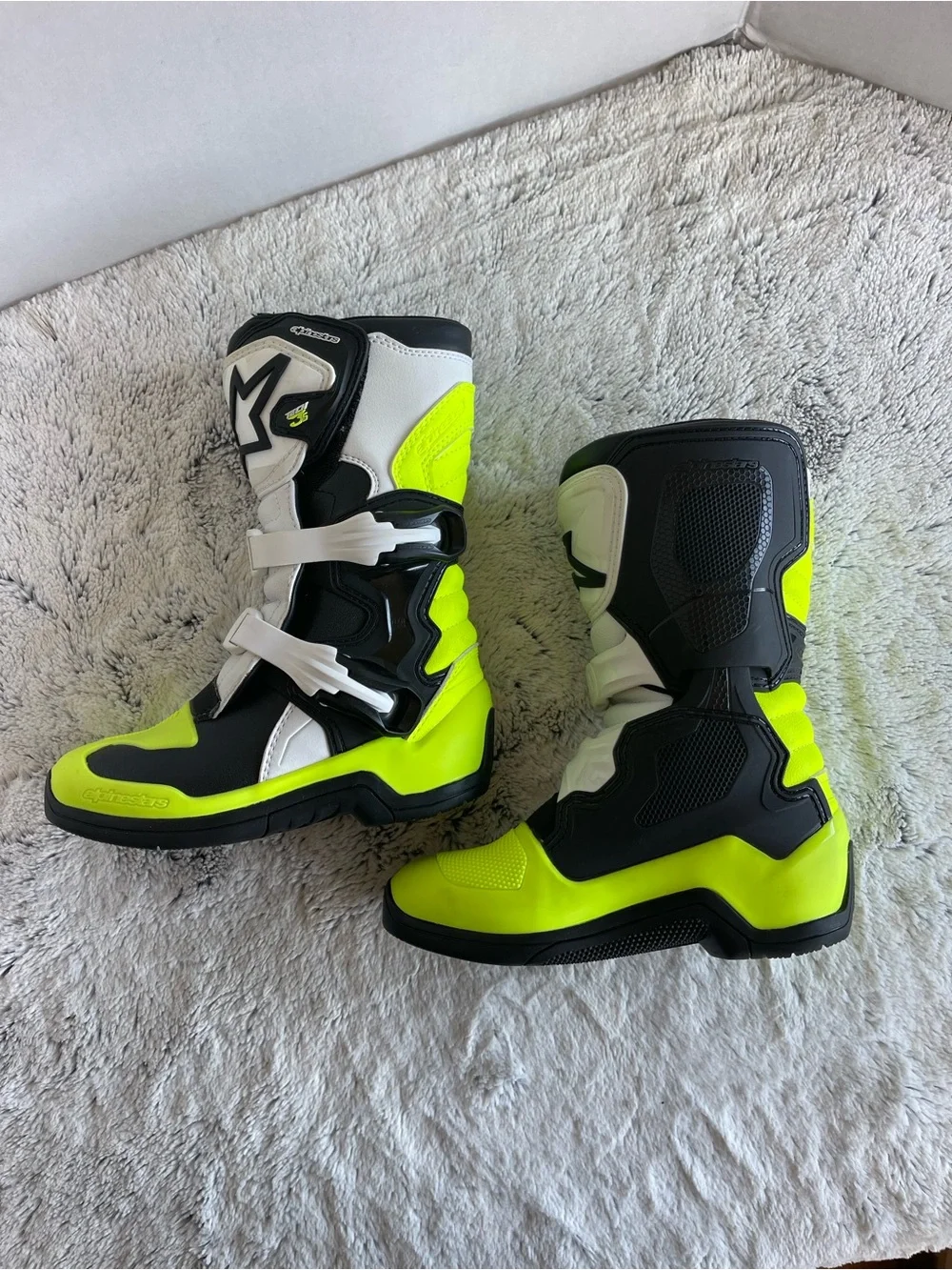 Alpinestars Black, White & Neon Yellow Motocross Boots US Youth/Big Kids 1.5 2.0